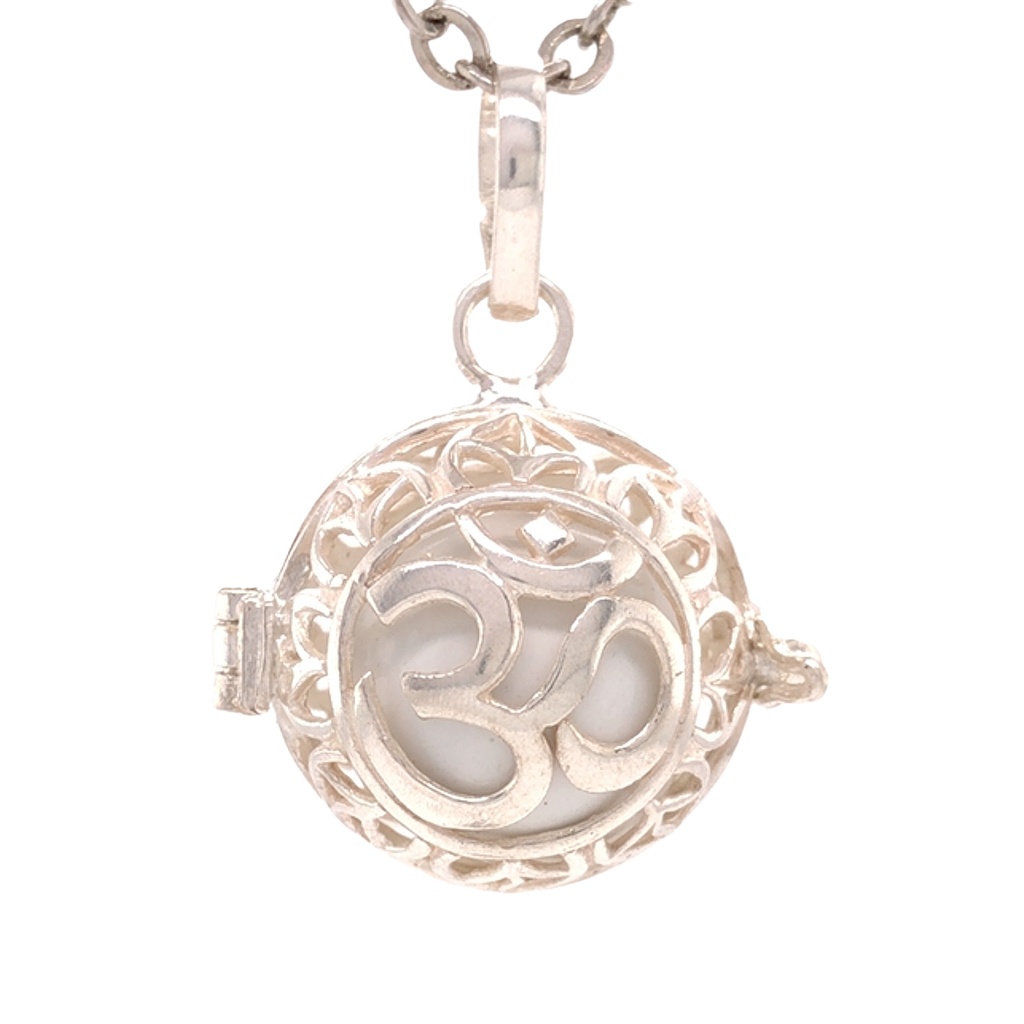 Jewellery Pendant - OM Design Ball - Silver - Yogavni